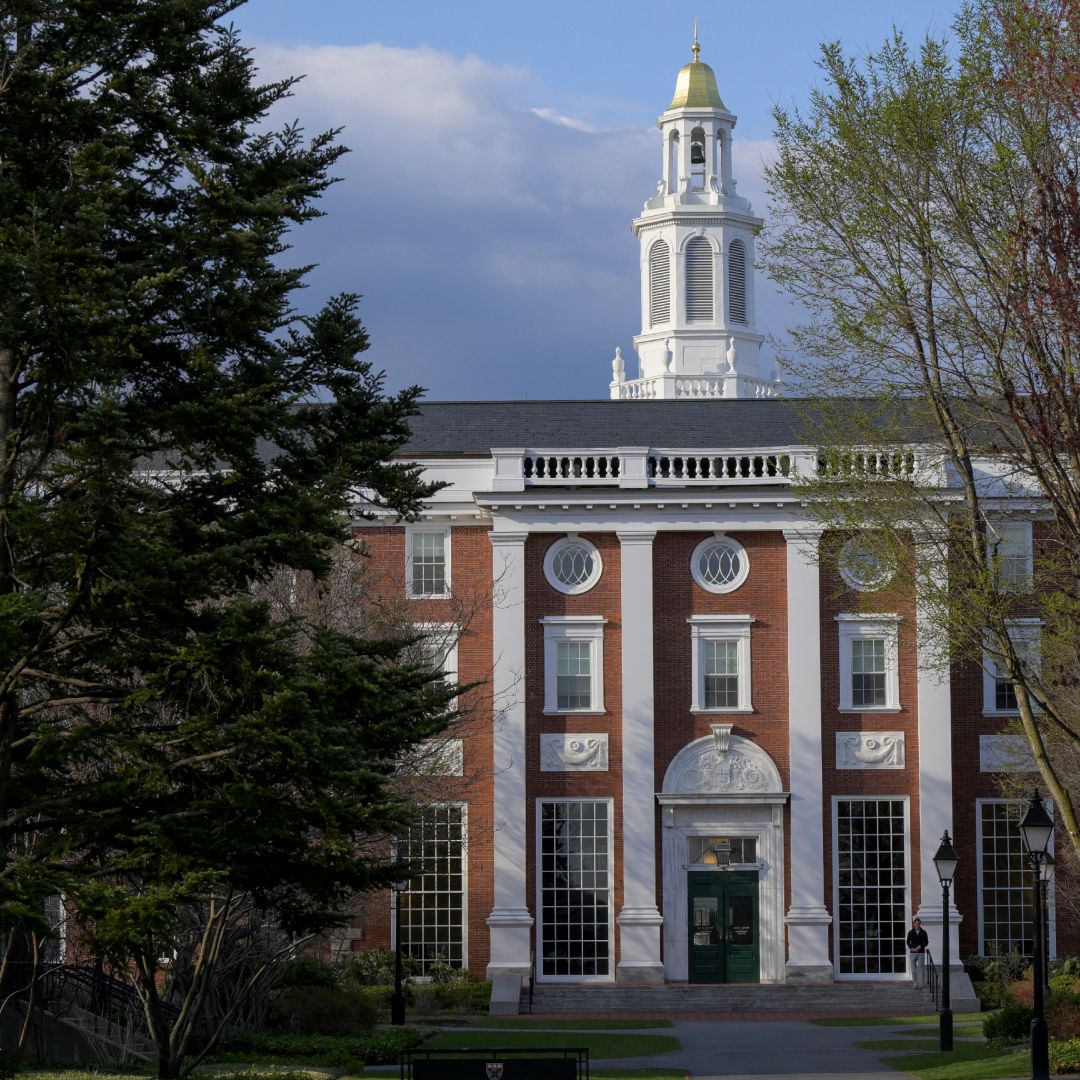 Vista de la Escuela de Negocios de la Universidad de Harvard, en Estados Unidos