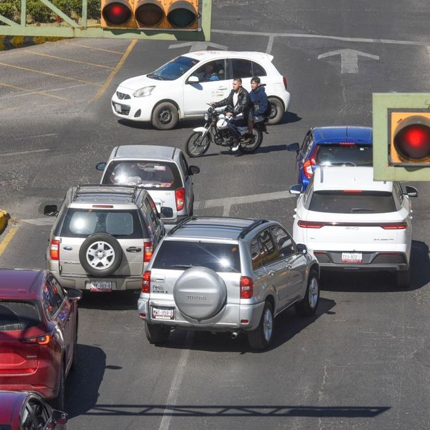 Hay Doble Hoy No Circula 31 de octubre 2026 por Halloween carros castigados por quinto sábado del mes en CDMX y Edomex