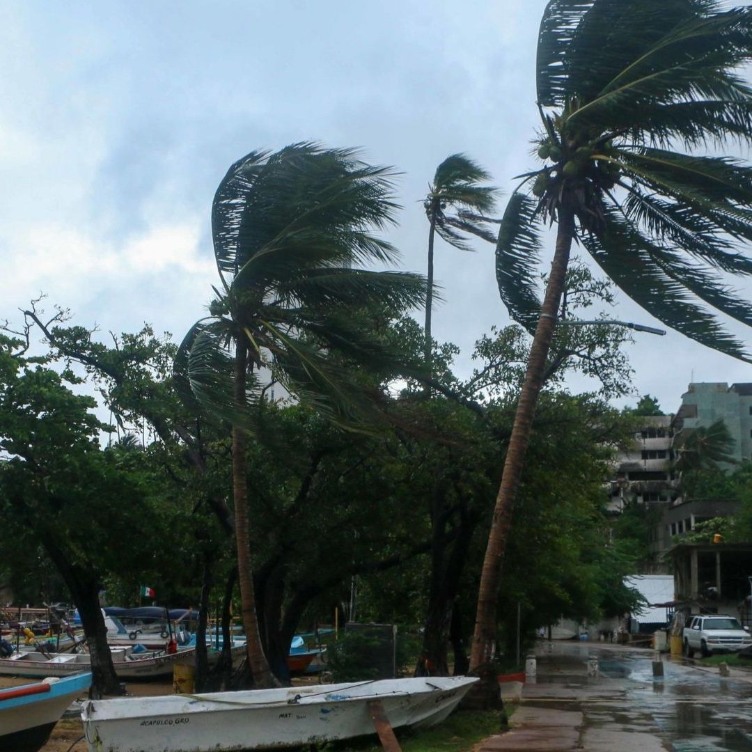 Tormenta tropical Raymond en Acapulco