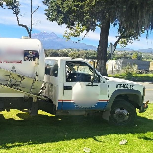 Detenidos Erick N Miguel N Dos Mil 800 Litros Gas LP Hidrocarburo Santa Rita Tlahuapan Puebla