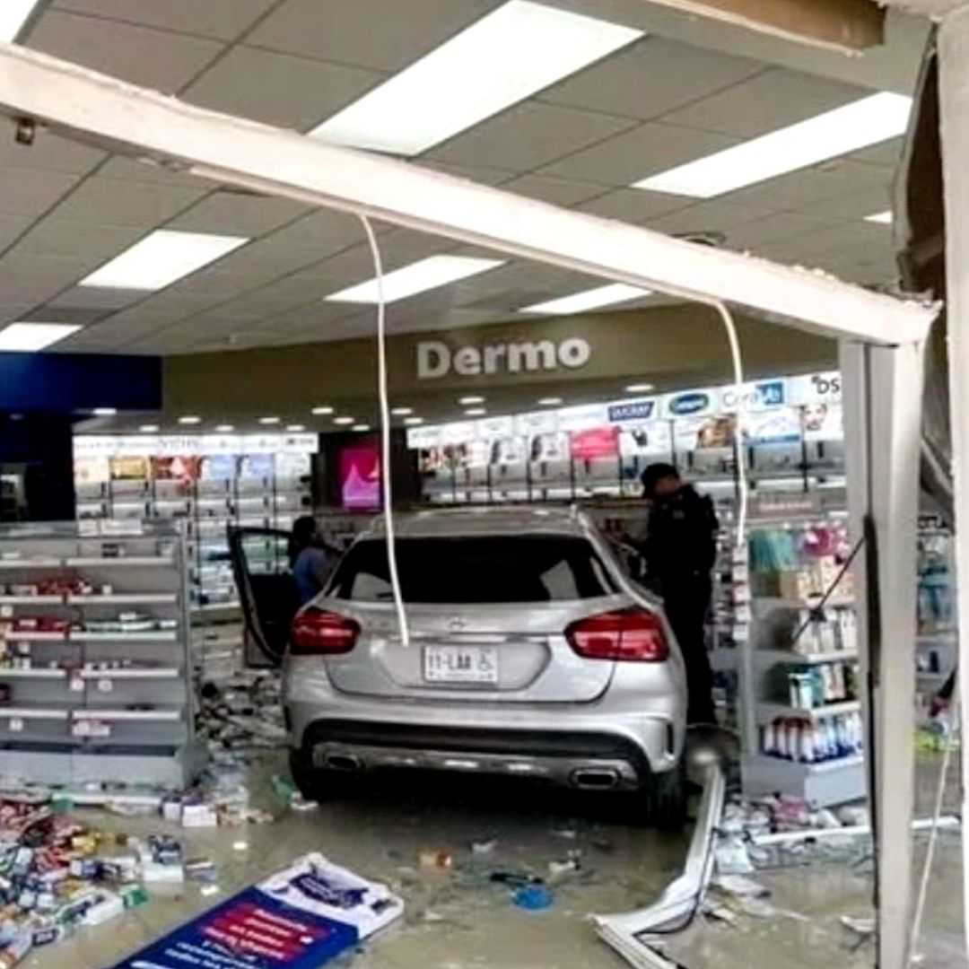 Choque en farmacia