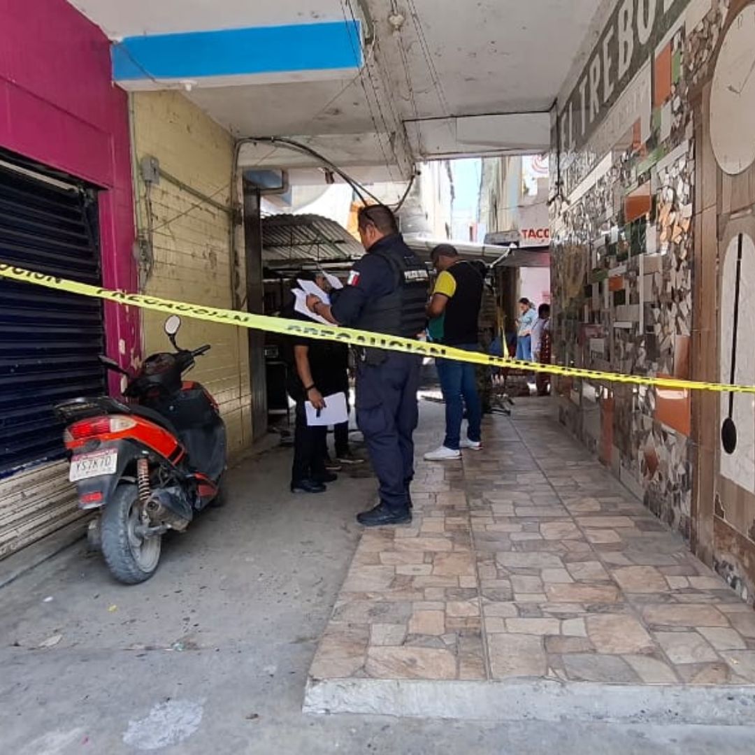 Muere Vendedor de Coctéles en Álamo Temapache; Autoridades Investigan las Causas