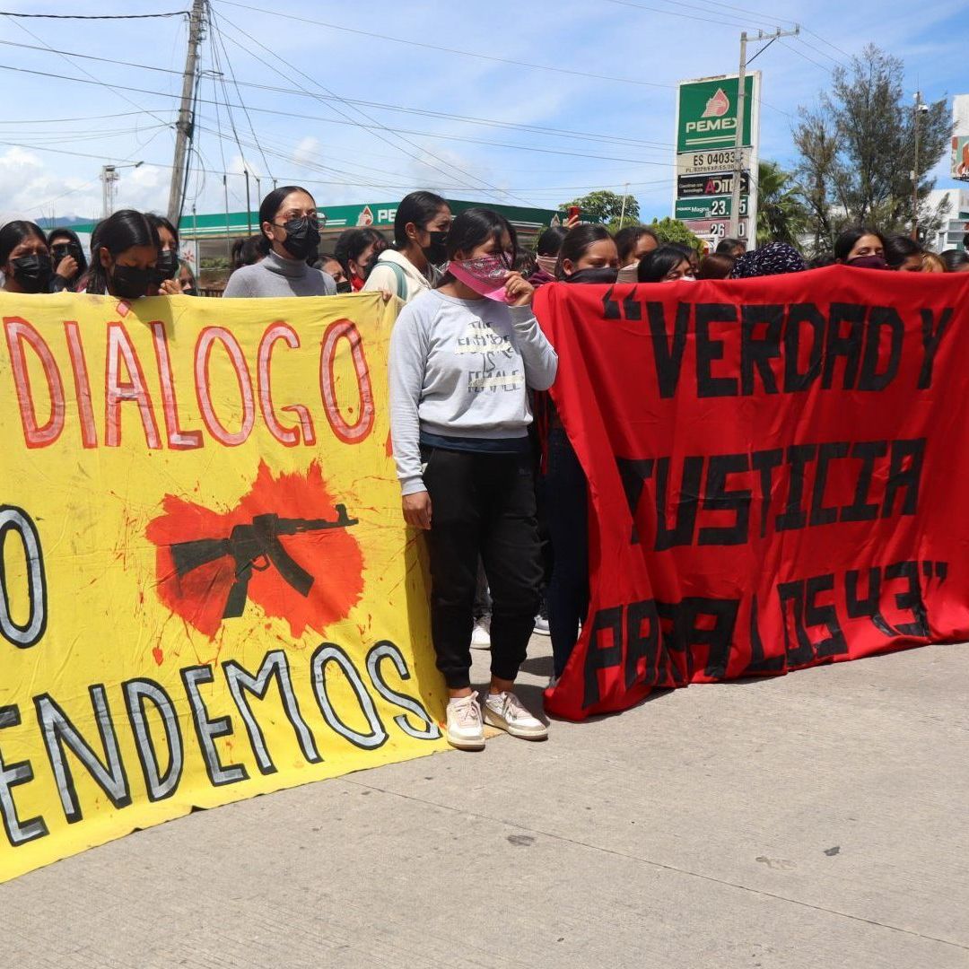 Estudiantes normalistas