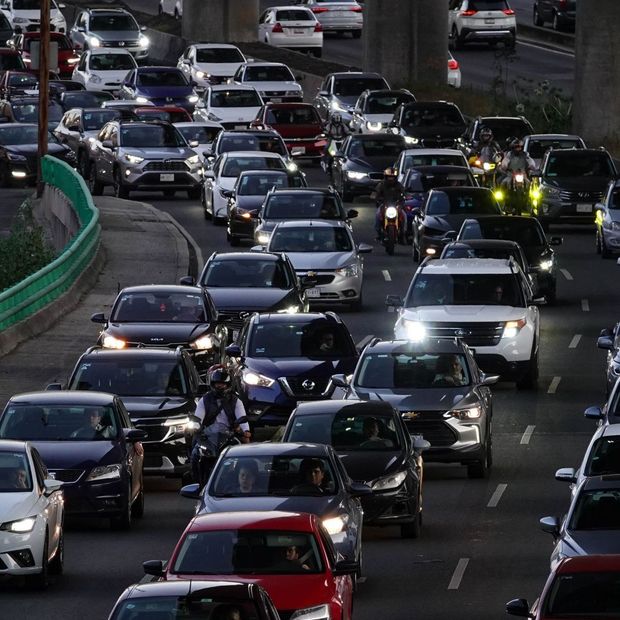 Checa cómo aplica el Hoy No Circula Sábado 17 de Octubre 2026