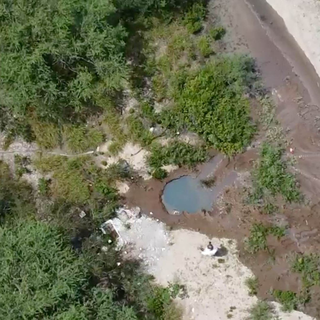 Toma aérea de fuga de combustible en El Carmen