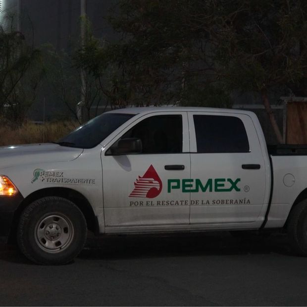 Camioneta de PEMEX