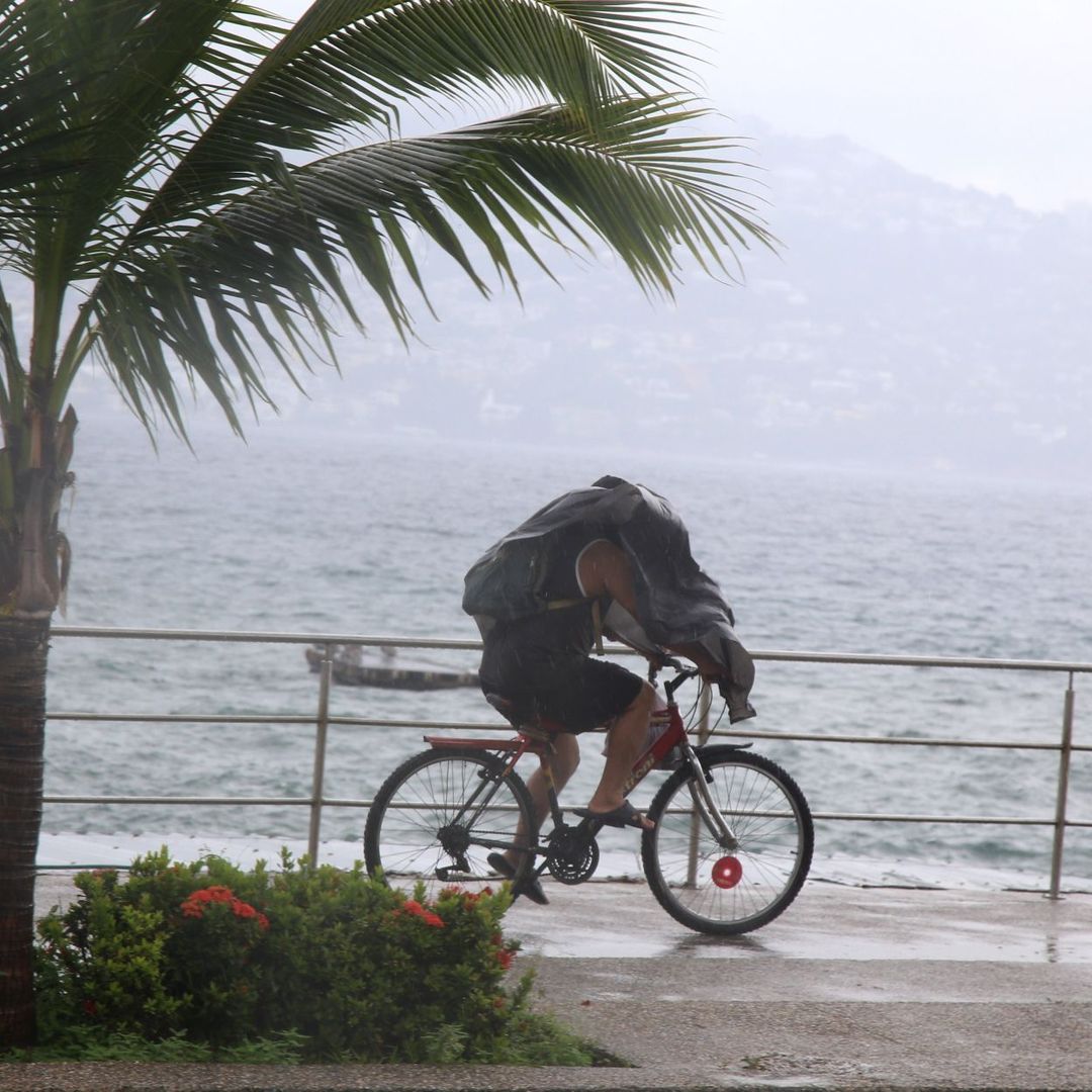 Efectos del huracán Genevieve en Acapulco, Guerrero
