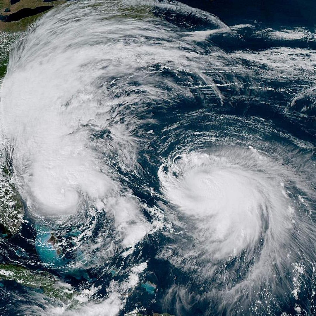El huracán Humberto se observa al oeste de la tormenta Imelda en el Atlántico en septiembre de 2025. Foto: Reuters
