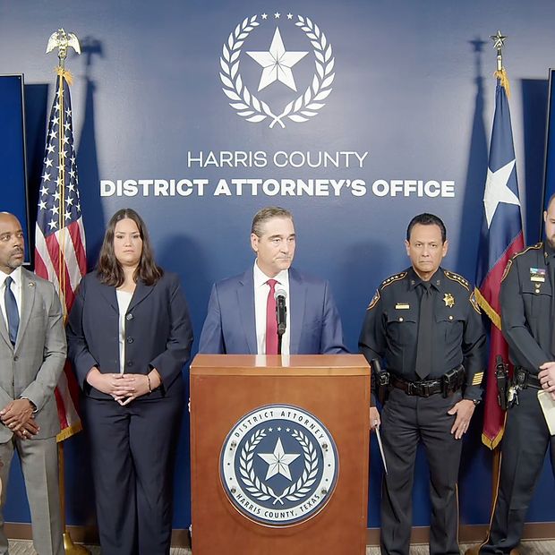 Imputan a Agente de ICE por Atropellar con su Vehículo a Inmigrante Mexicano en Texas