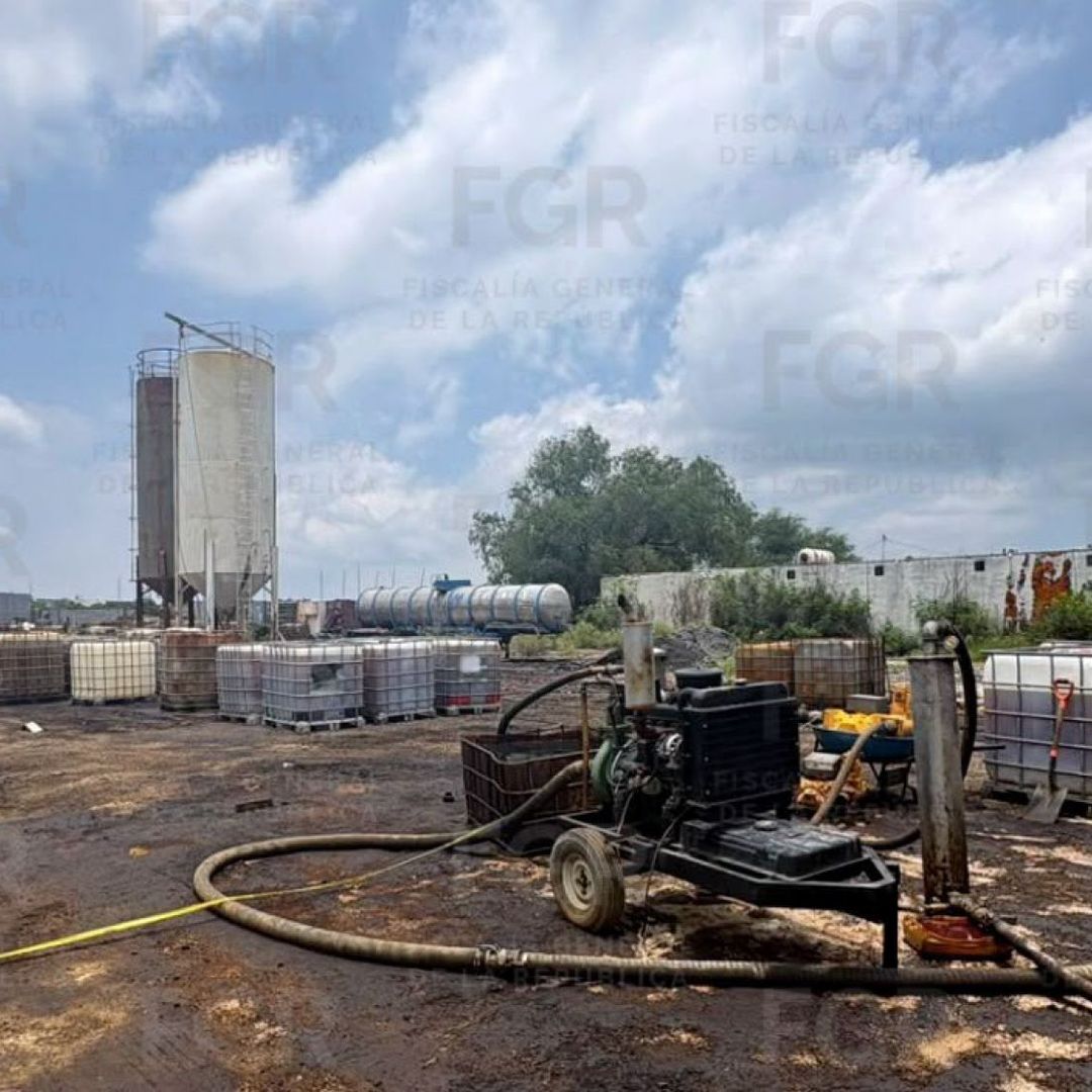 Centro de almacenamiento ilegal de combustible en Cadereyta, Nuevo León, asegurado el 29 de mayo 2026.