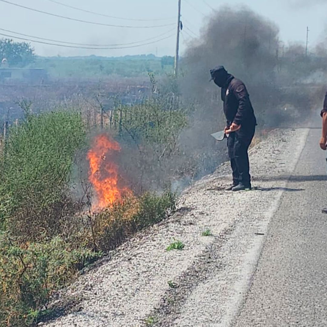 Incendio en Carretera Victoria-Matamoros Moviliza a Autoridades en Tamaulipas