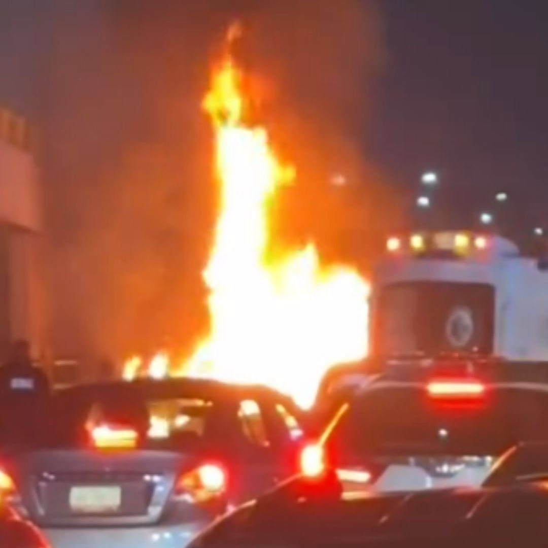 Incendio de coche en la México-Puebla