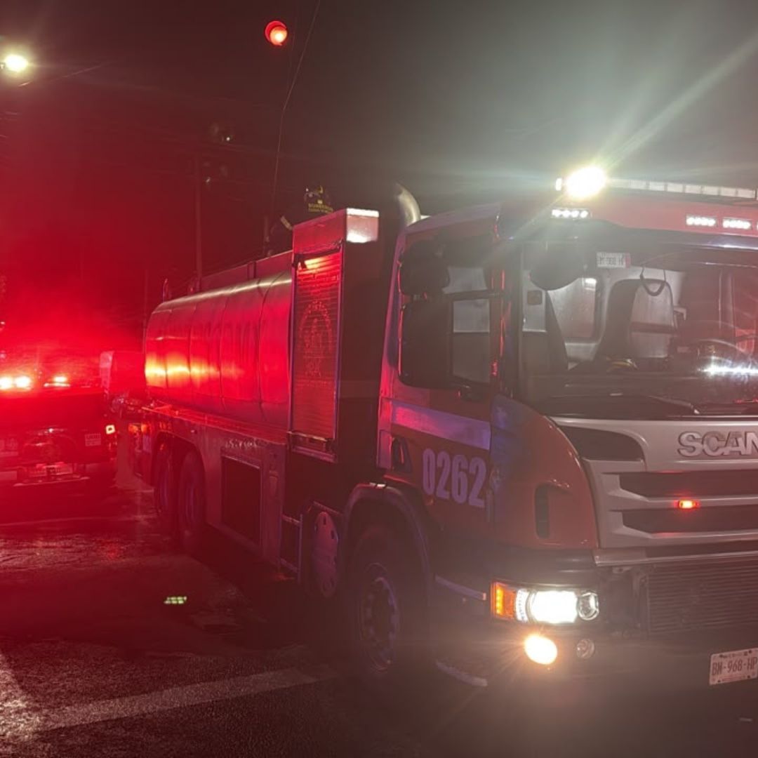 Incendio en la colonia Industrial hoy, 14 de agosto 2026