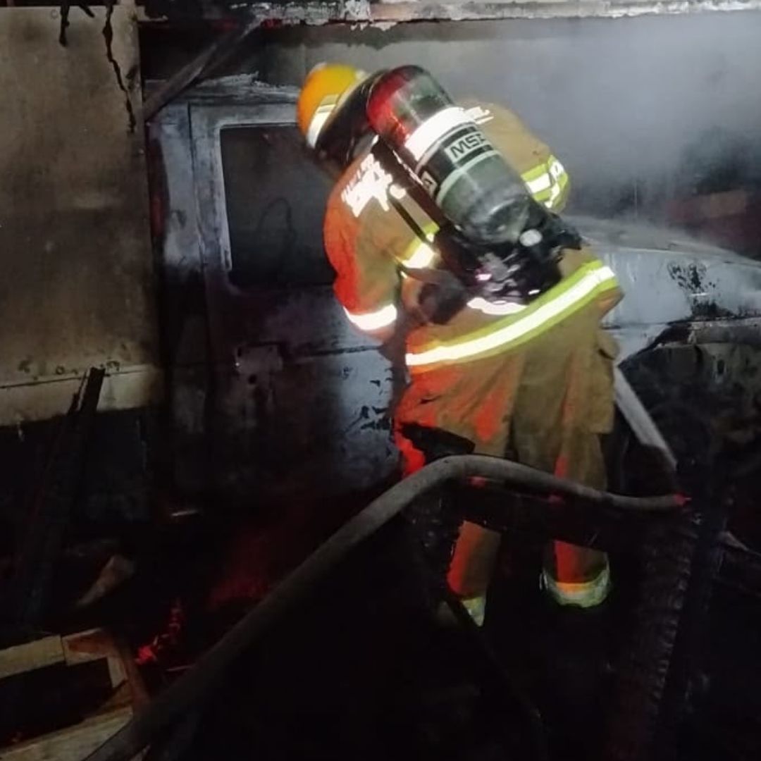 Incendio Inmueble Colonia Guadalupe Hidalgo Puebla Joven Intoxicado 12 Personas Evacuadas