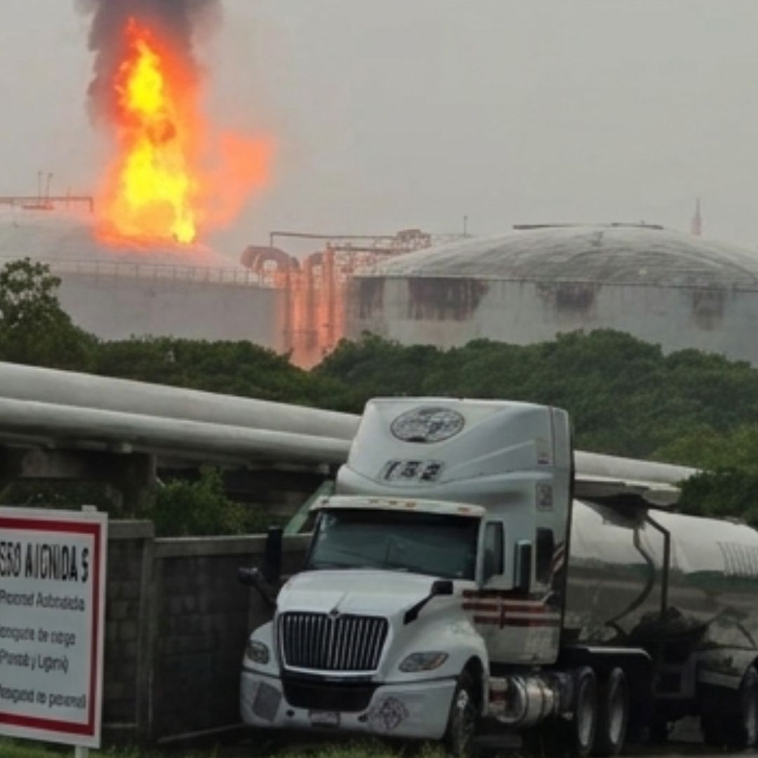 El incendio alertó al personal de Pemex en Coatzacoalcos, Veracruz