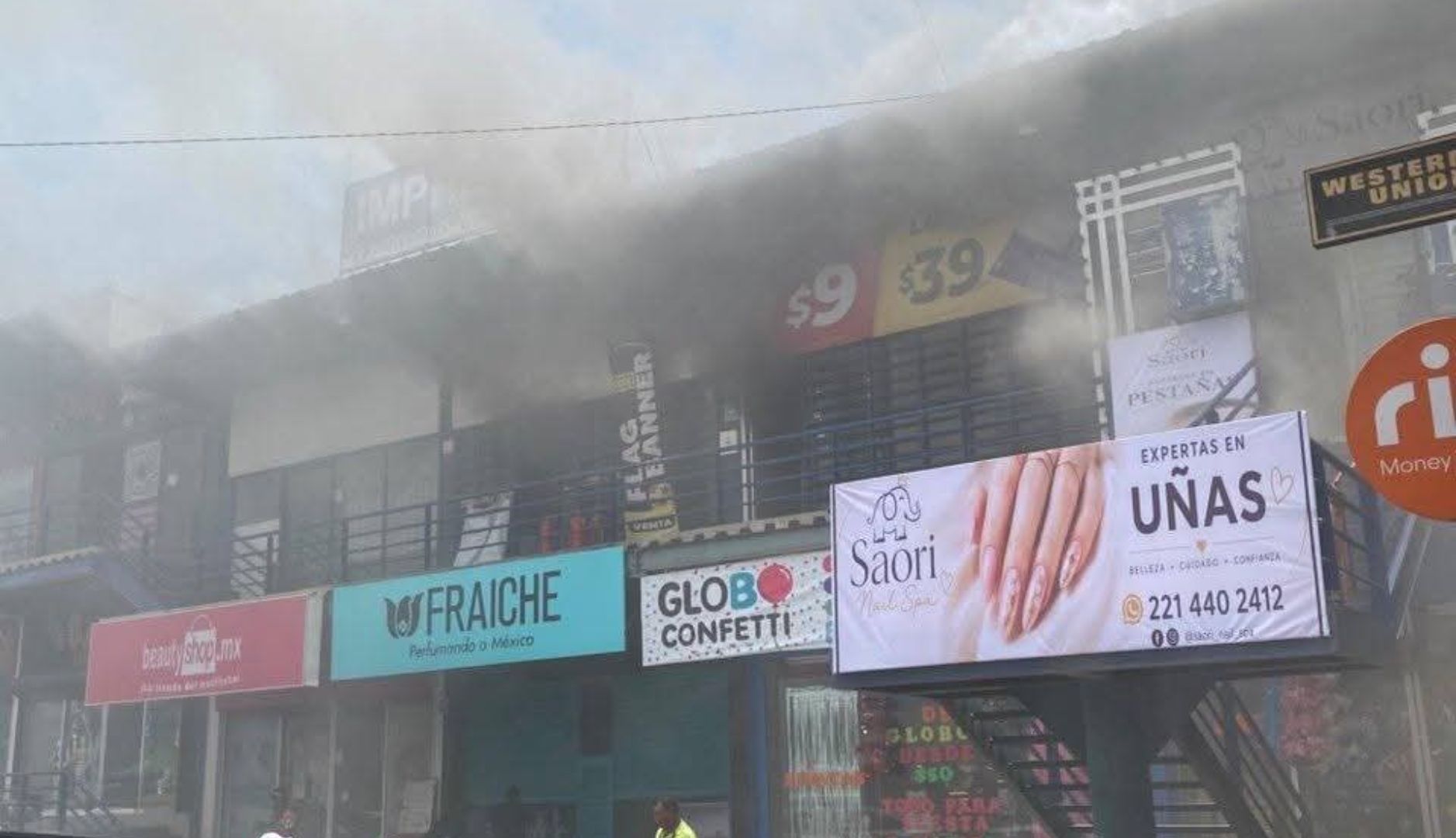 Un local de imprentas se incendió por cortocircuito.