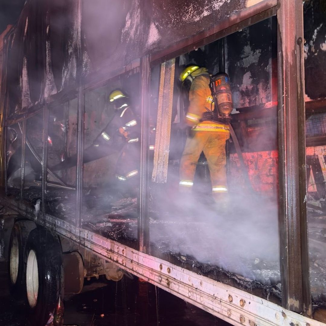 Incendio de caja en la colonia Real Guadalupe Puebla.