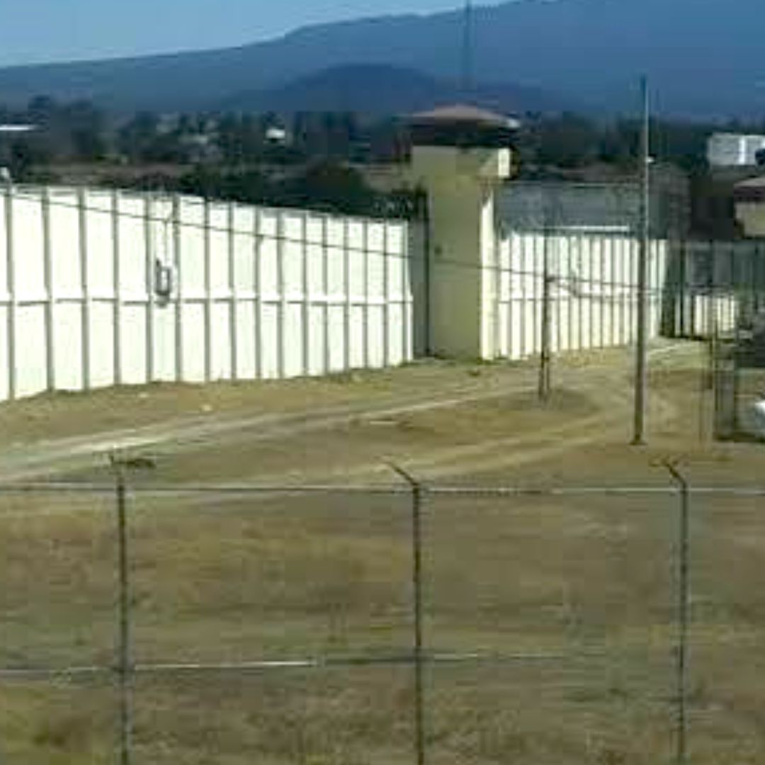 Un rayo provocó un fuerte incendio en el Penal de Apizaco, Tlaxcala