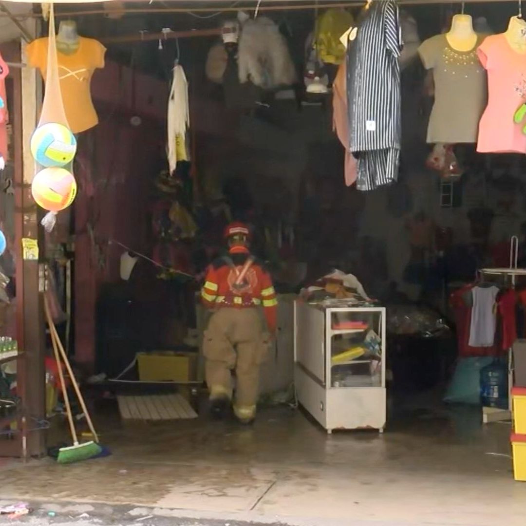 Incendio en tienda de ropa