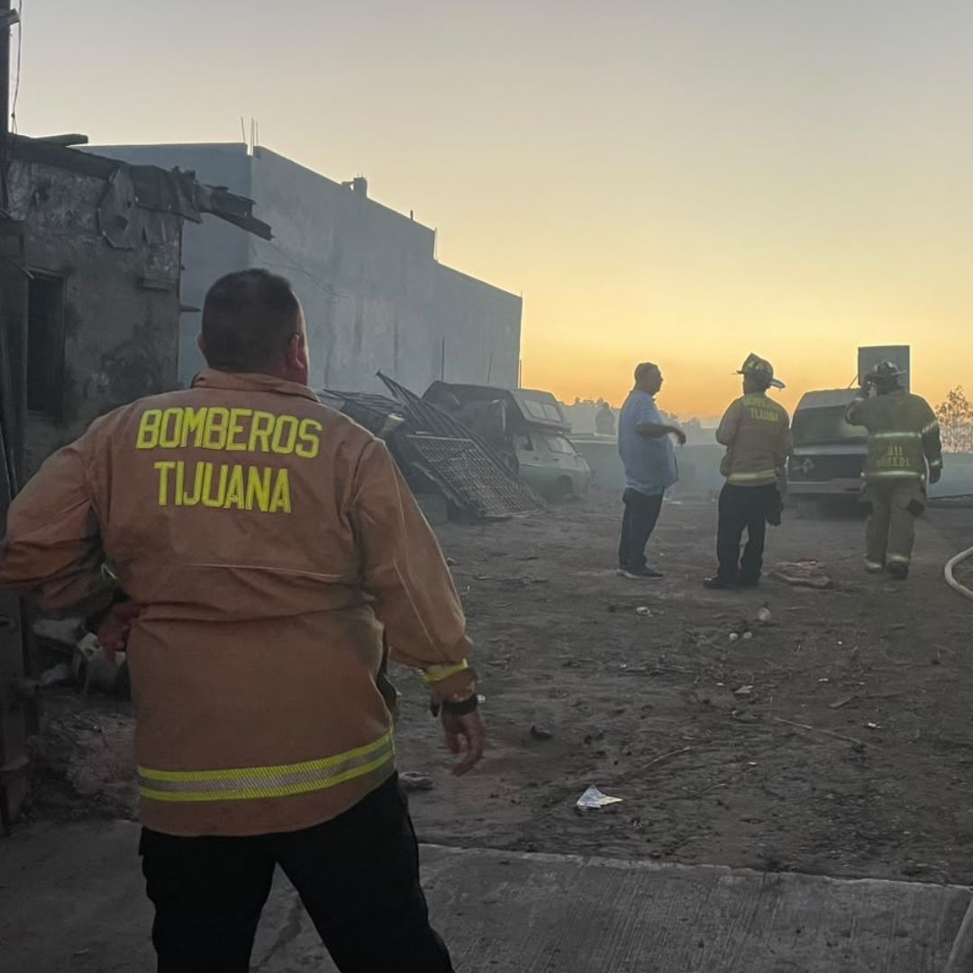 Registran Incendio en Una Vecindad en la Colonia Obrera de Tijuana, BC