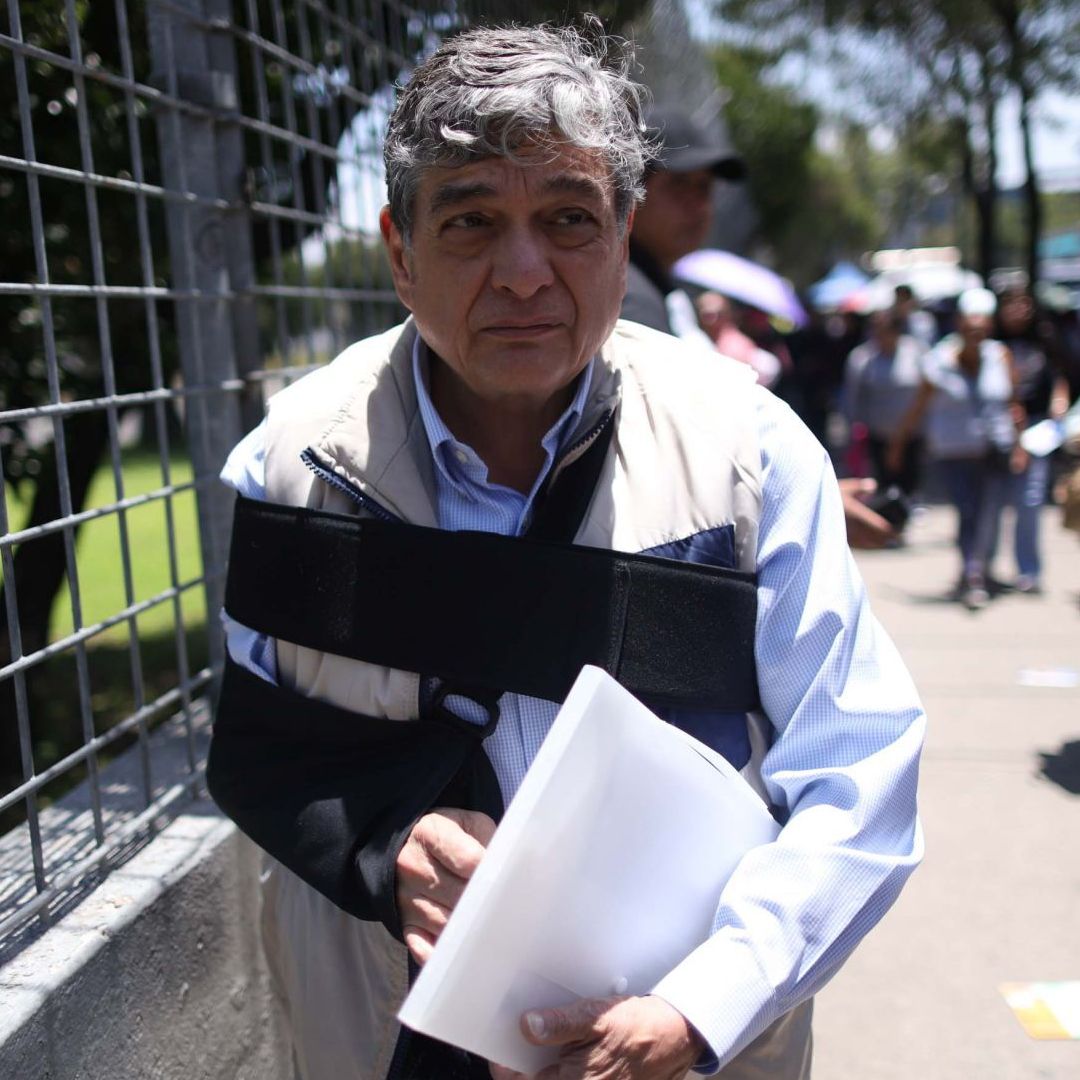 Uuc-Kib Espadas, Consejero del INE, Presenta Examen Control de Ingreso UNAM en Palacio de los Deportes