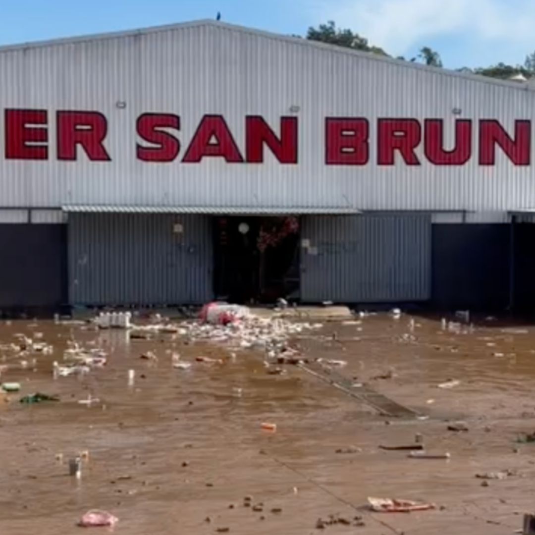Inician Diligencias en Tienda de San Bruno tras Muerte de una Mujer en Inundación
