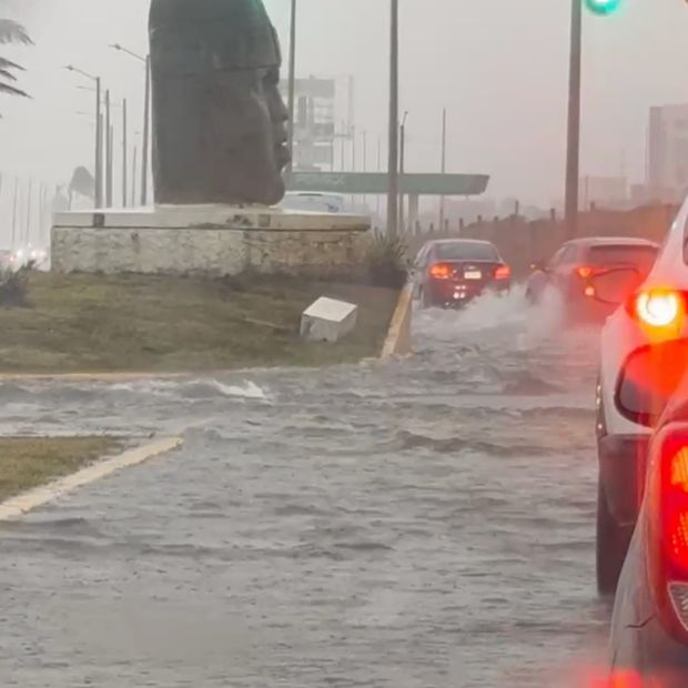 Las fuertes lluvias en Coatzacoalcos han causado inundaciones en varios sectores de la ciudad