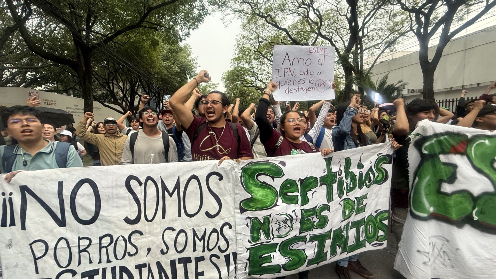 Escuelas del IPN suspenden actividades
