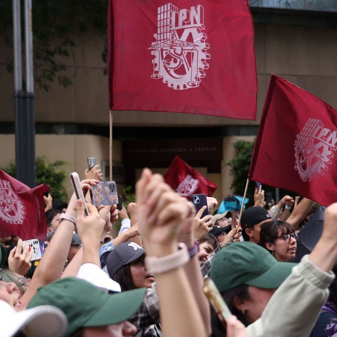 Marcha de estudiantes del Instituto Politécnico Nacional en la CDMX el 13 de mayo 2026. Foto: Cuartoscuro | Archivo