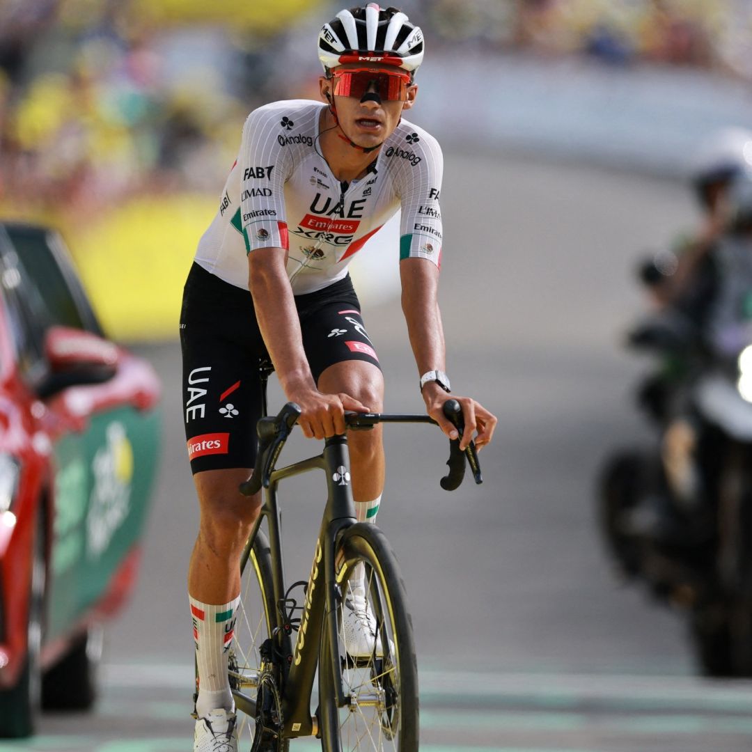 Isaac del Toro y sus compañeros del  UAE Team rodarán en la ADAC Cyclassics de Hamburgo 2026.