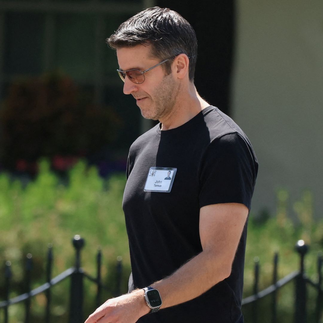 ¿Quién es John Ternus? El Nuevo Director Ejecutivo de Apple