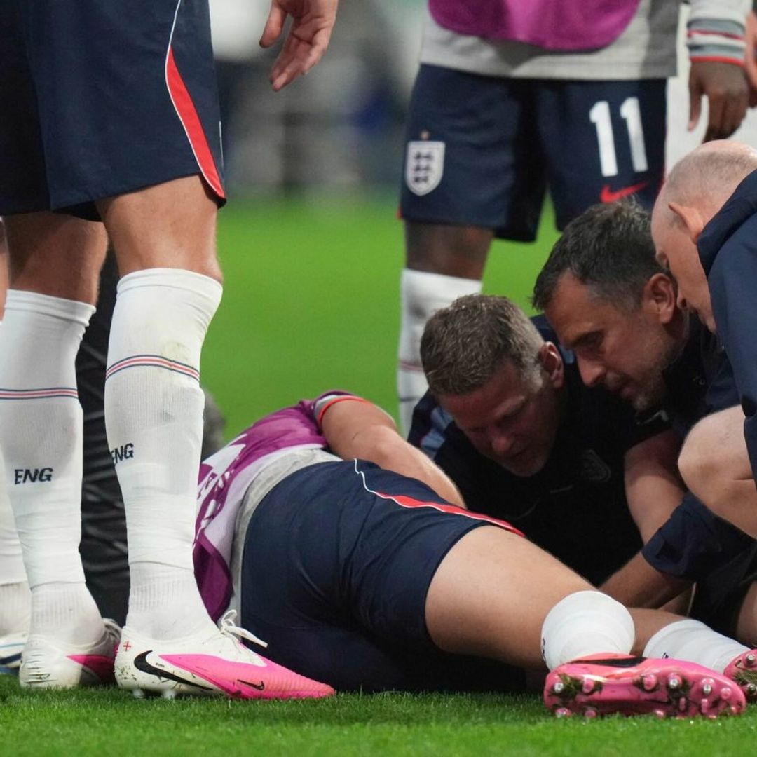 Jordan Henderson se Rompe Brazo en Celebración de Inglaterra vs México en Estadio CDMX