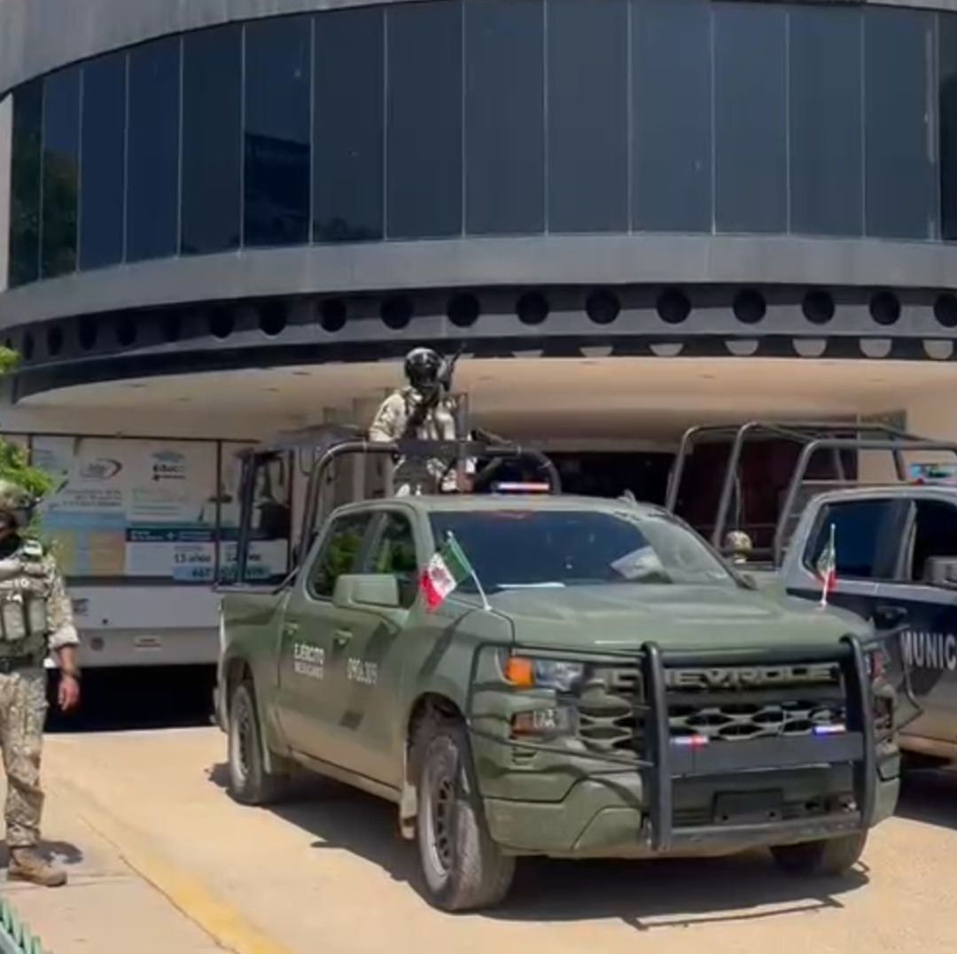 Privan de la Libertad a Hombre en Plaza Comercial de Culiacán; Trasciende que es Joyero