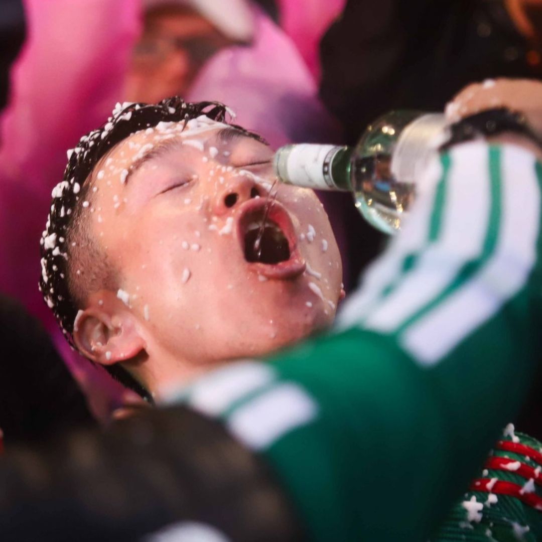 Consumo de alcohol durante festejos por triunfo de la Selección Mexicana