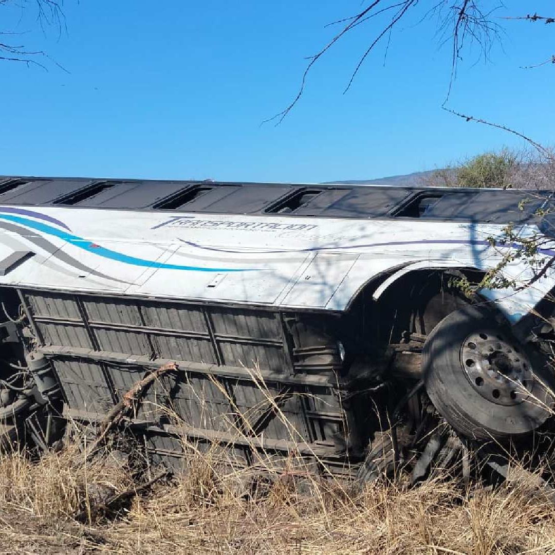 Autobús volcadol