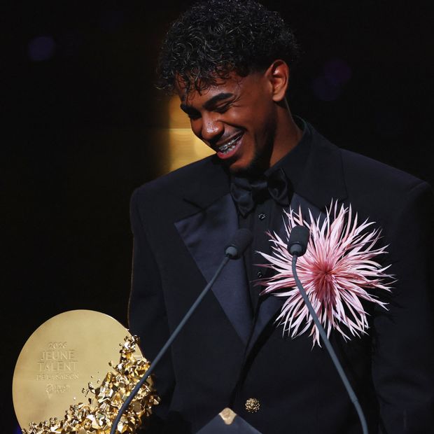Lamine Yamal durante la ceremonia del Balón de Oro 2026