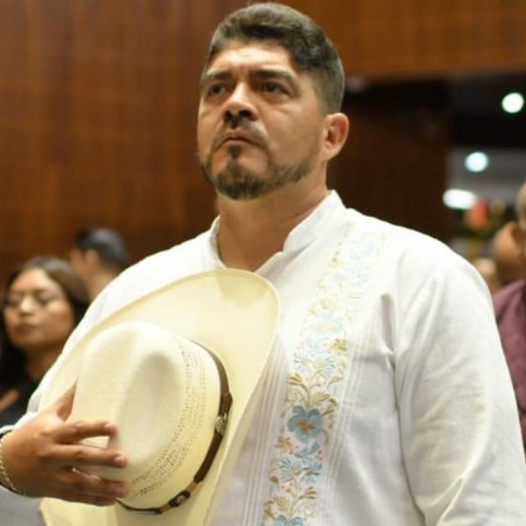 Arriban Restos del Diputado Zenyazen Escobar a Funeraria de Xalapa, Veracruz