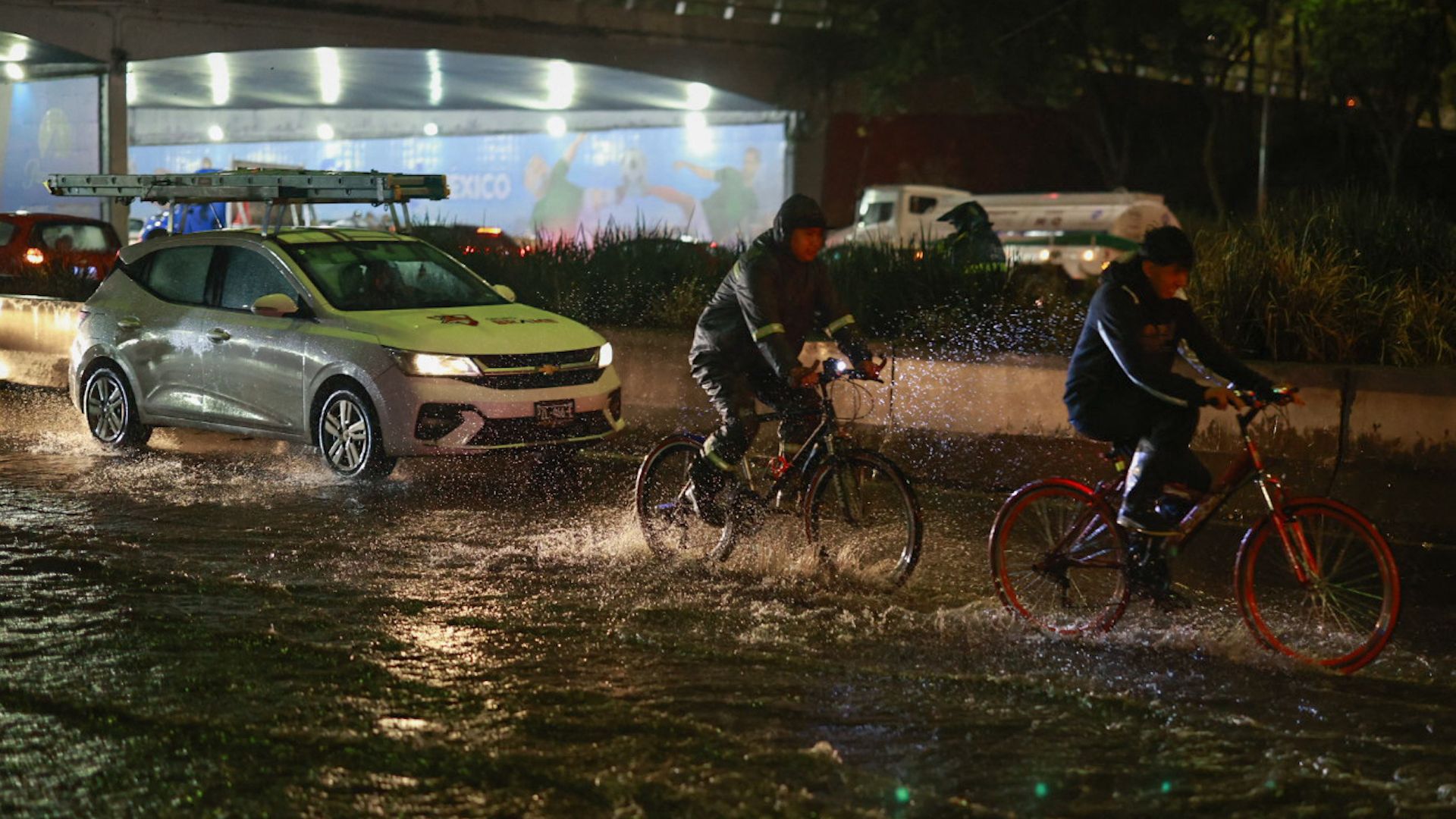 Lluvias en Viaducto Tlalpan