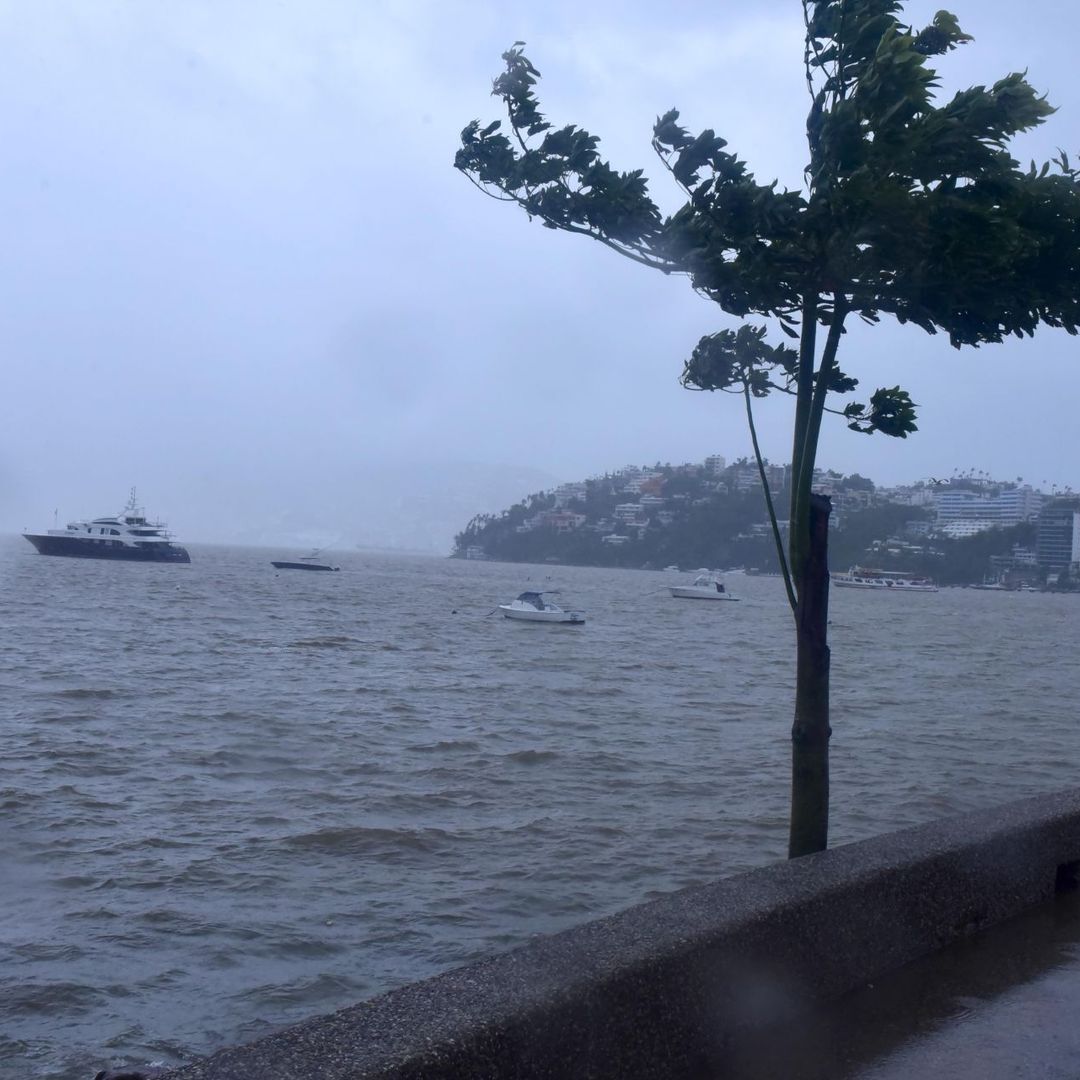 Efectos del huracán John, en Acapulco, Guerrero