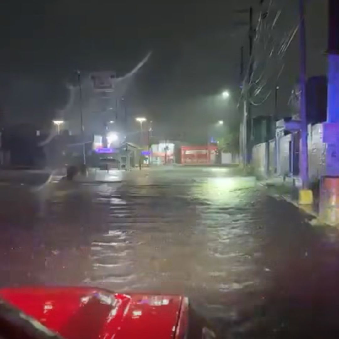 Lluvia provoca severas afectaciones en Mazatlán, Sinaloa
