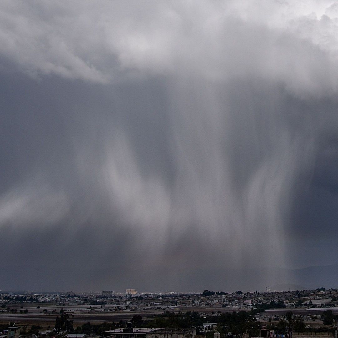 Lluvia en el Valle de México el 31 de marzo de 2026.