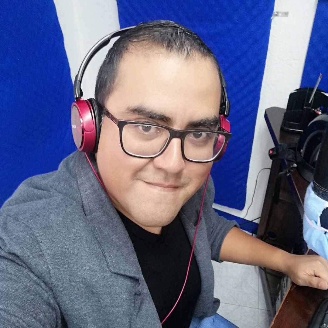 Buscan a locutor de radio, Iván Michel Atilano, desaparecido en Oaxaca.