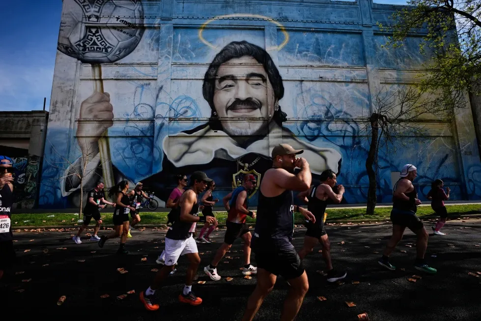 Juicio por Muerte de Maradona: Piden hasta 12 Años de Prisión para su Médico de Cabecera