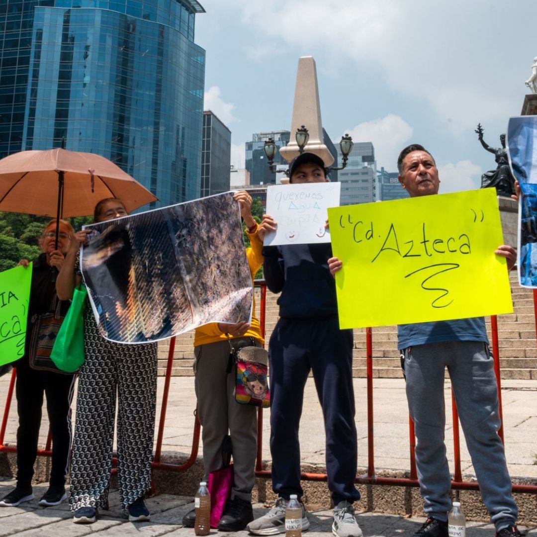 Manifestación en el Ángel de la Independencia en la Ciudad de México.