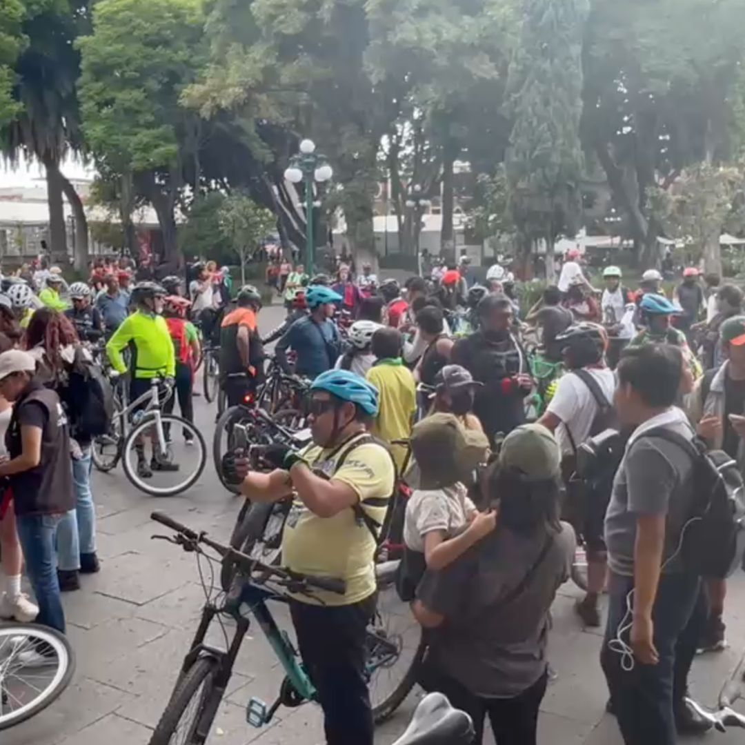 Manifestación Zócalo Puebla Ciclista Cuitlahuac Asesinado Balazos Asalto Robo Colonia Loma Linda