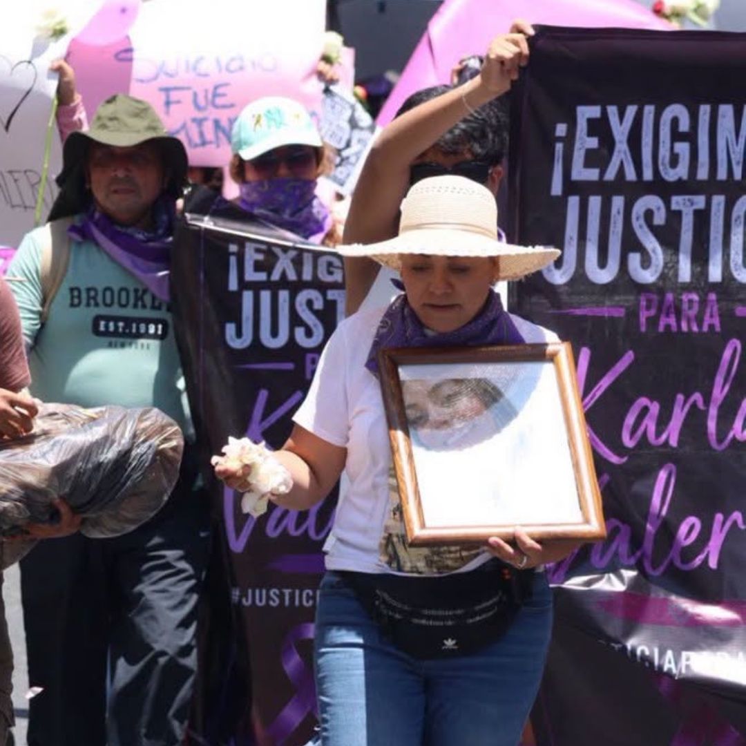 Familiares piden justicia por Karla Valeria en Puebla.