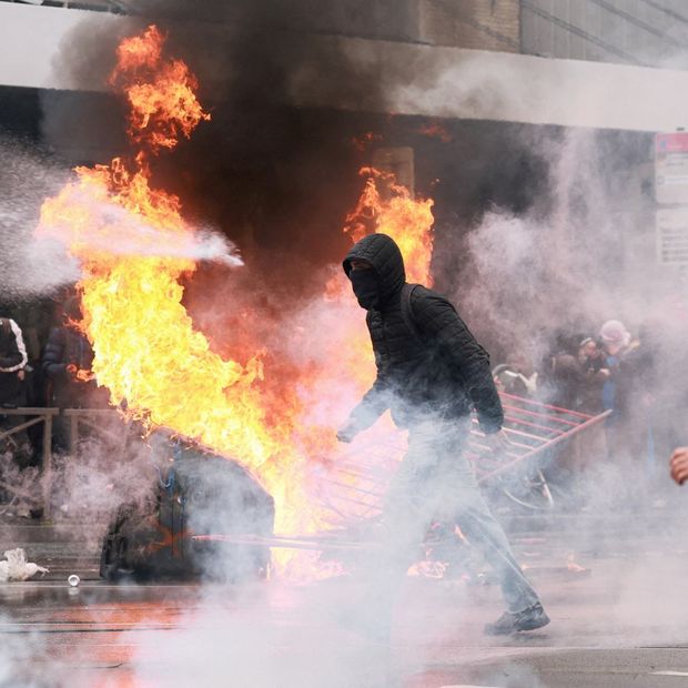 Manifestación contra medidas de austeridad y recortes presupuestarios en Bruselas, Bélgica. Foto: Reuters