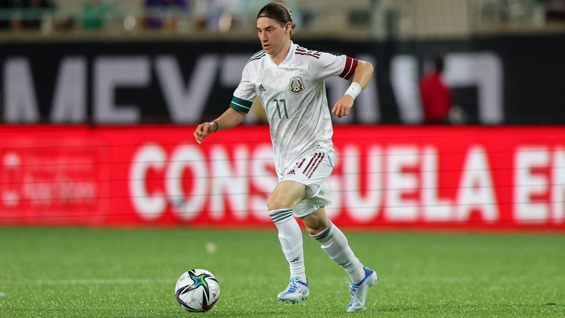 Marcelo Flores debutó con la playera de México en el 2021.