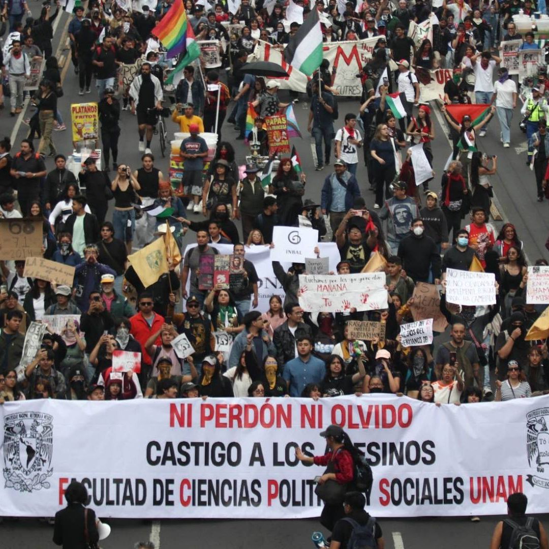 Marcha del 2 de octubre en 2025 en Ciudad de México. Foto: Cuartoscuro | Archivo