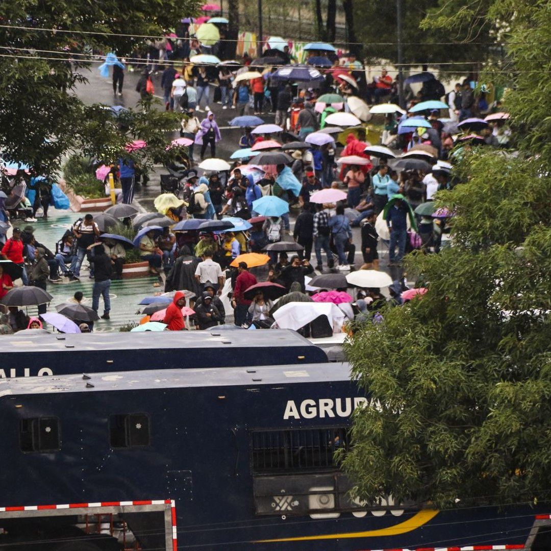 Marcha de la CNTE al estadio Ciudad de México el 17 de junio 2026